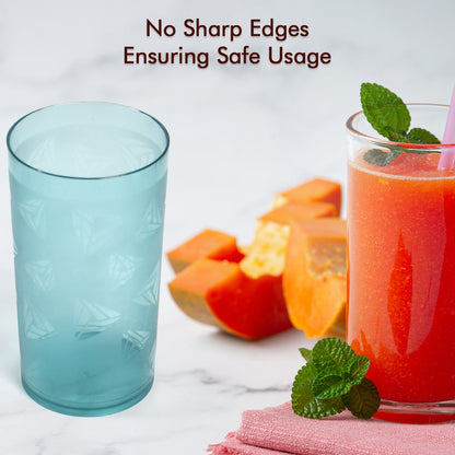 Set of clear plastic glasses for drinks