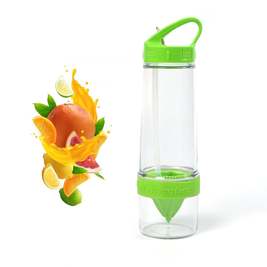 Citrus infuser sports bottle for juice