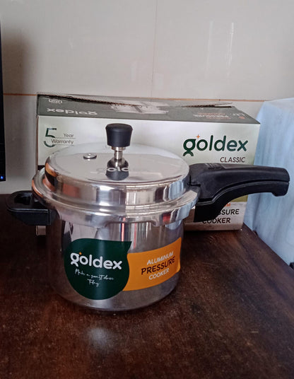 Aluminium Classic Goldex Pressure Cookers With Outer Lid (5 Litres / 5-Year warranty)