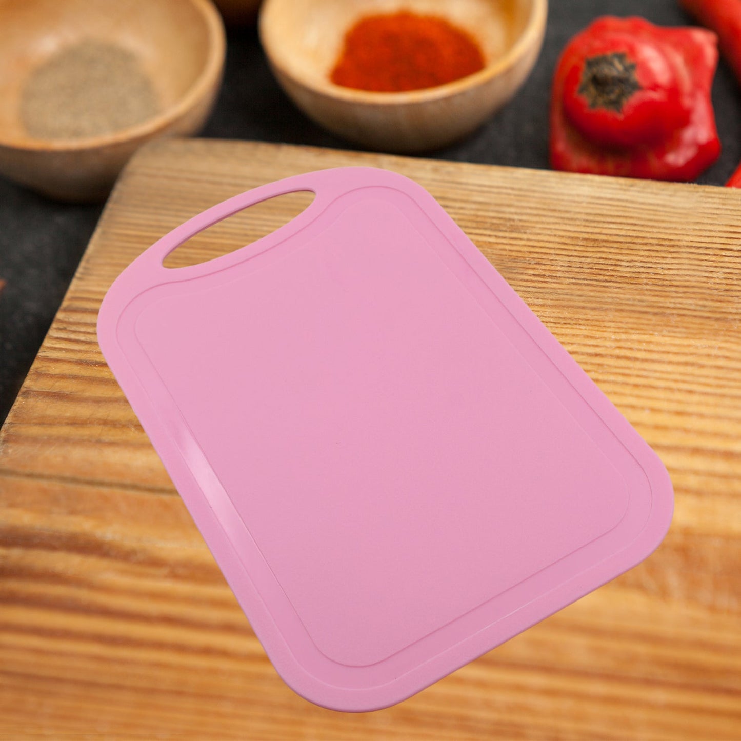 Lightweight chopping board for daily kitchen use.