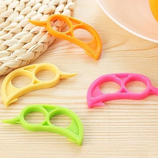 Creative snail ring peeler, ideal for peeling oranges.