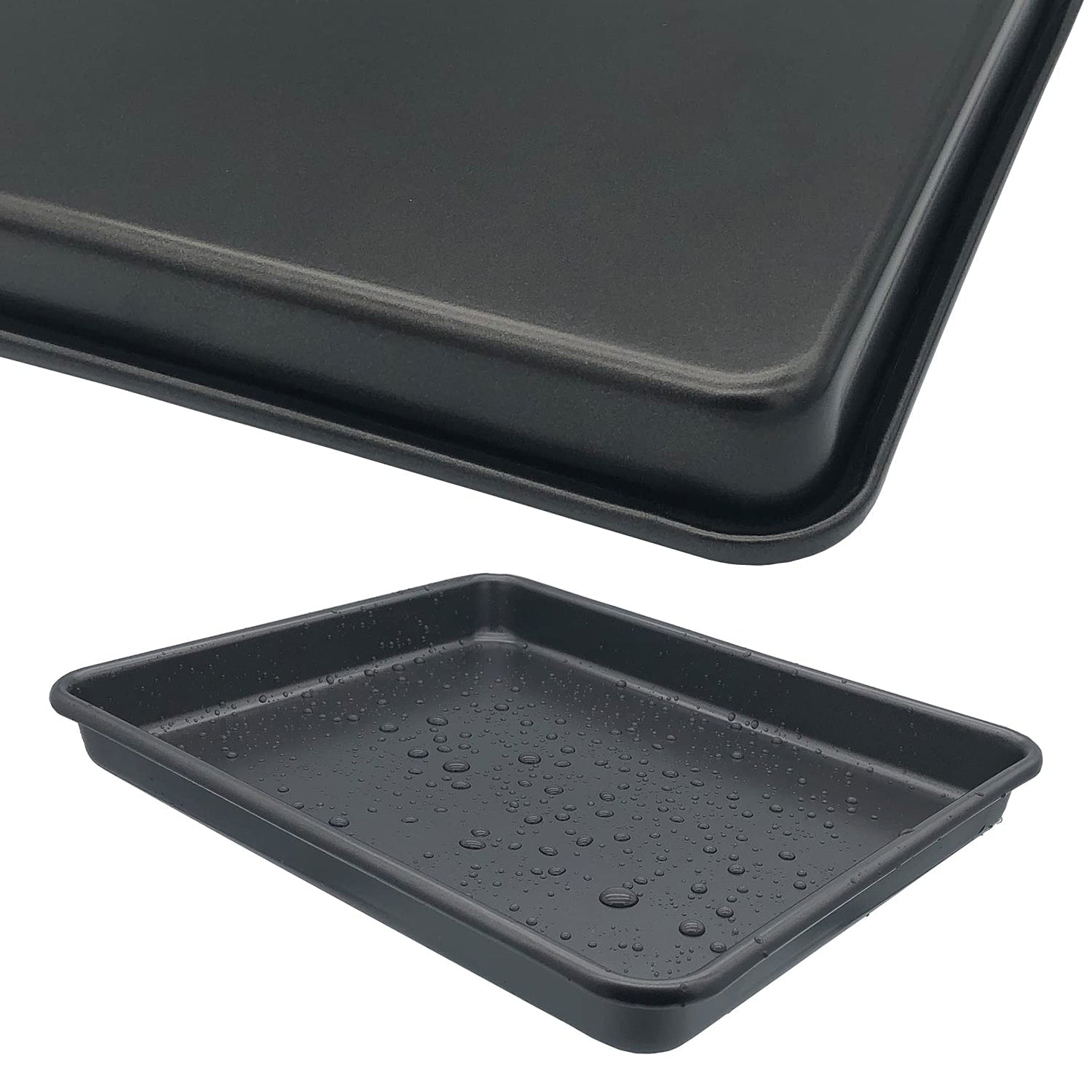 Top-down view of the baking tray, illustrating its surface and aluminium material