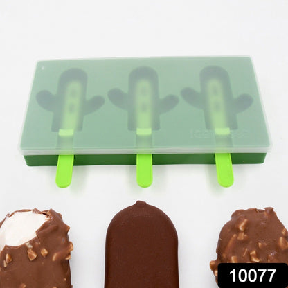 Ice Cream Mould Popsicle Mold, Cactus Shape Ice Pop Molds Homemade Popsicle for DIY Ice Popsicle, 3-Cavity Summer Food Kitchen Tools (1 Pc)